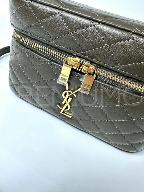 Yves Saint Laurent сумка PR215661 2