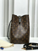 Louis Vuitton сумка PR647560 35