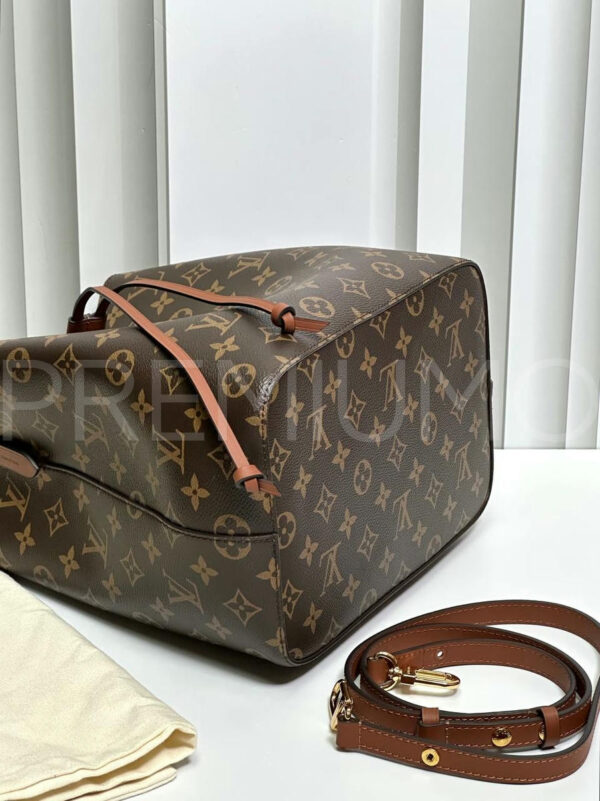 Louis Vuitton NeoNoe сумка PR318359 19