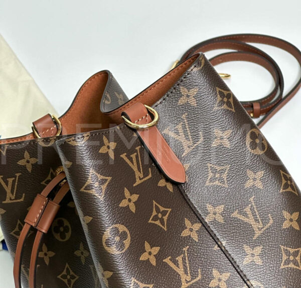 Louis Vuitton NeoNoe сумка PR318359 17