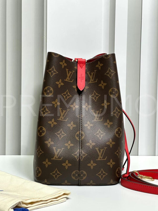 Louis Vuitton NeoNoe сумка PR271146 18