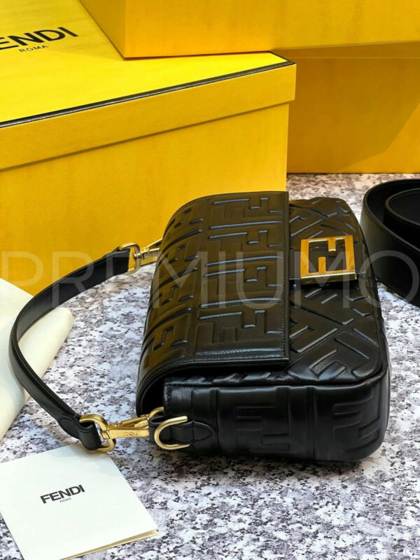 Fendi сумка PR752701 6