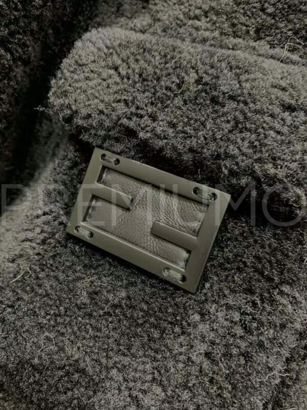 Fendi полушубок PR781759 6