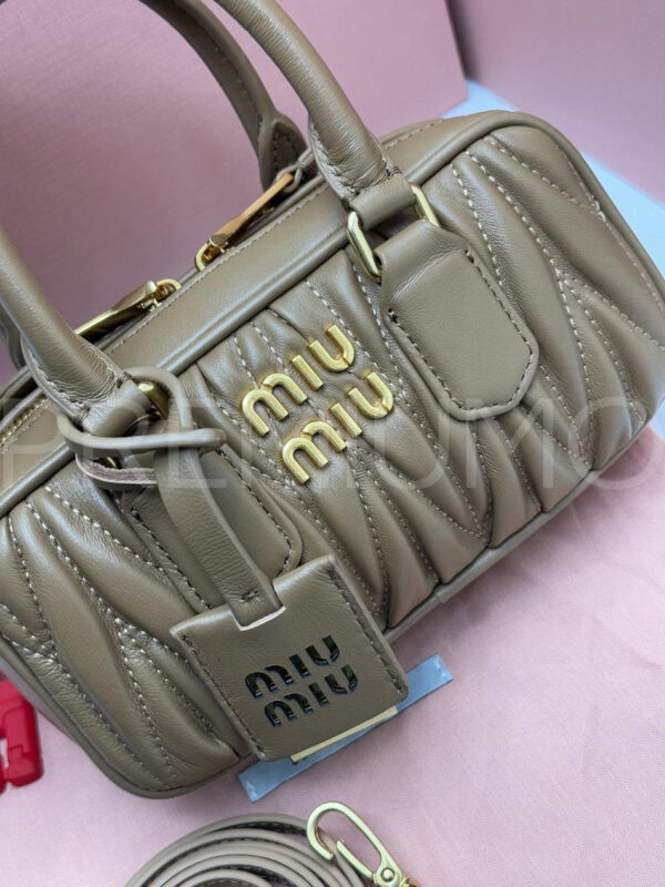 Miu Miu сумка PR355632 5