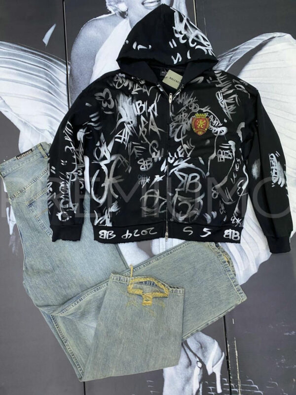 Balenciaga худи PR174237