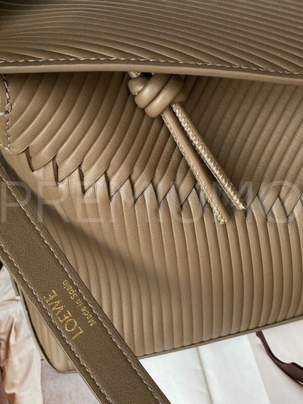 Loewe Pazzle сумка с ремешком коричневая PR470669 8