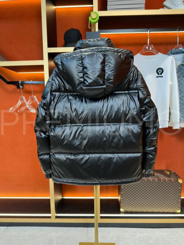 Prada пуховик PR816924 4