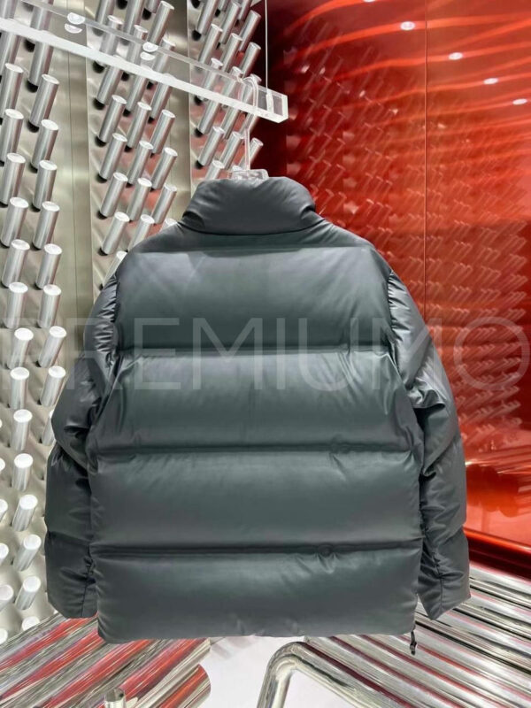 Prada пуховик PR844600 4