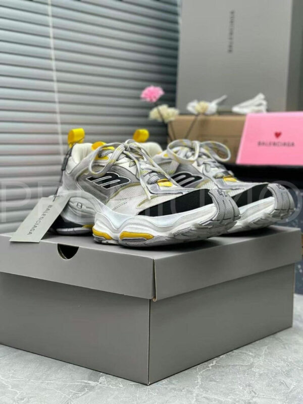 Balenciaga кроссовки PR917532 5