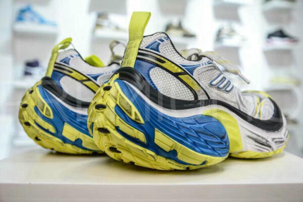Balenciaga кроссовки PR208217 5