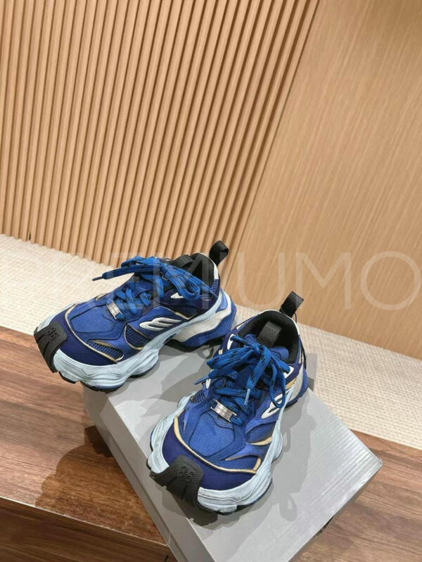 Balenciaga кроссовки PR138565 3