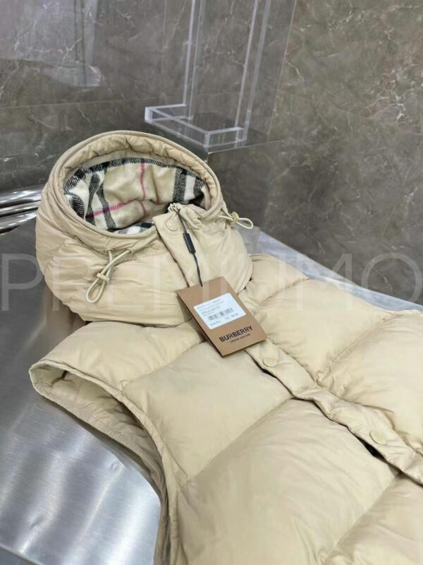Burberry жилет PR640751 8