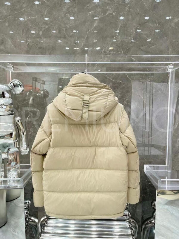 Burberry жилет PR640751 4