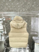 Burberry жилет PR640751 11