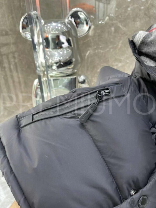 Burberry жилет PR572400 5