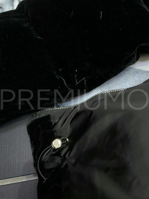 Prada пуховик PR493582 10