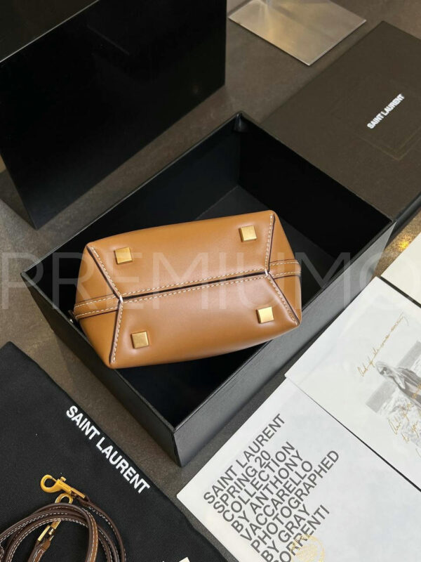 Yves Saint Laurent сумка PR139980 3