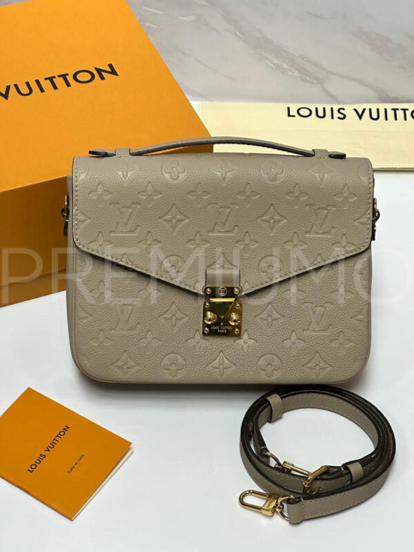 Louis Vuitton Pochette Metis сумка PR2195YF 19