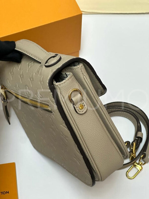 Louis Vuitton Pochette Metis сумка PR2195YF 21