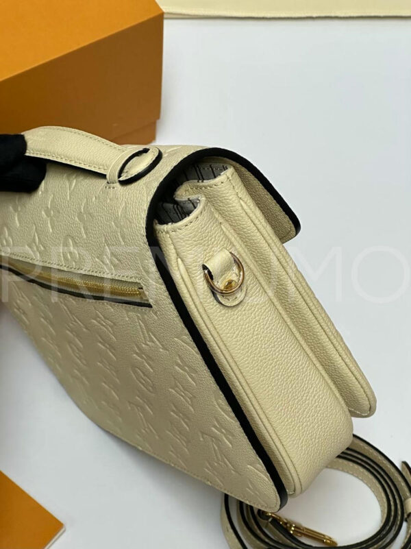 Louis Vuitton Pochette Metis сумка PR181342 3