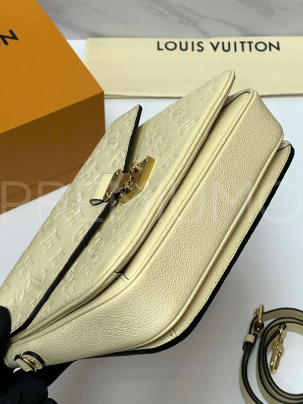 Louis Vuitton Pochette Metis сумка PR181342 8