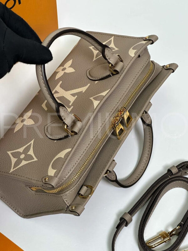 Louis Vuitton On The Go East West сумка PR365618 8