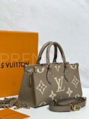 Louis Vuitton On The Go East West сумка PR365618 14