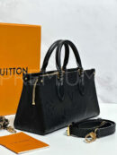 Louis Vuitton On The Go East West сумка PR114500 21