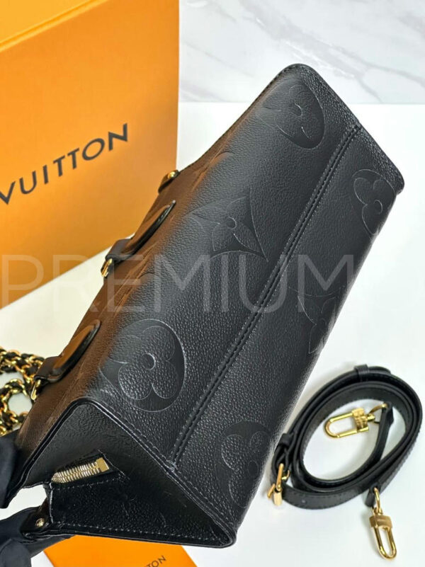 Louis Vuitton On The Go East West сумка PR114500 9