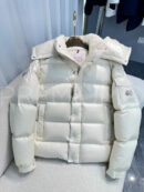 Moncler пуховик PR583593 40