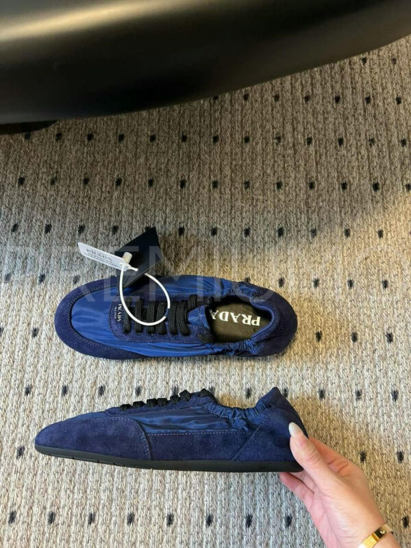 Prada кроссовки PR274188 10