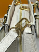 Louis Vuitton On The Go East West сумка PR299909 27