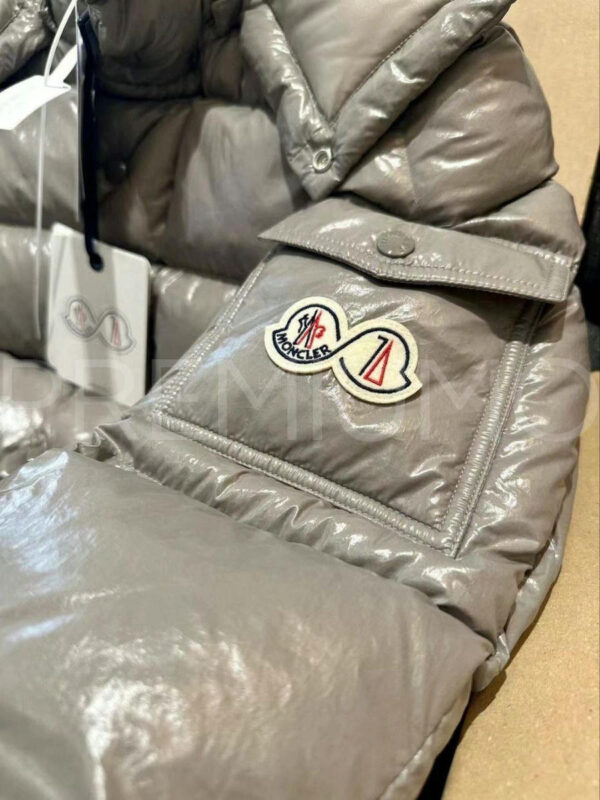 Moncler пуховик PR824094 9