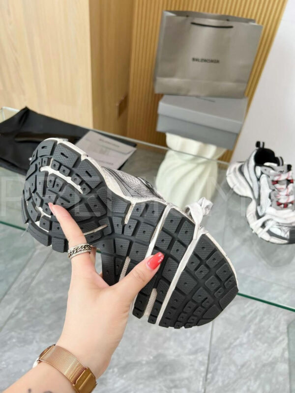 Balenciaga кроссовки PR969296 4