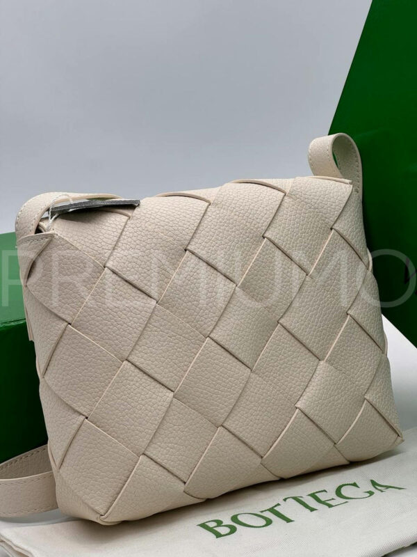 Bottega Veneta сумка PR830898 4