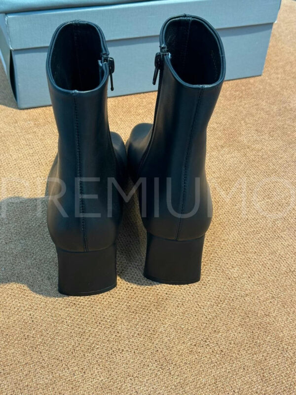 Balenciaga ботильоны PR731891 4