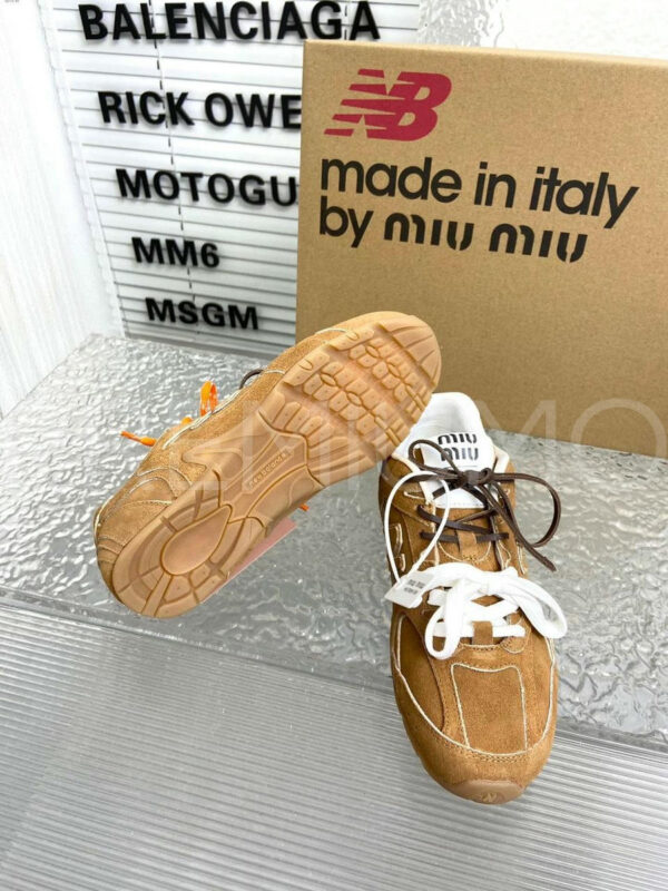 Miu Miu & New Balance кроссовки PR226120 24