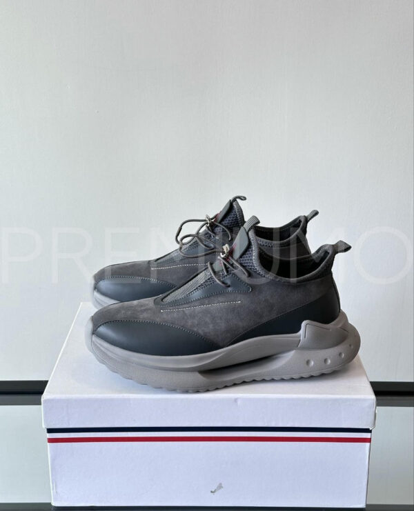 Moncler кроссовки PR825933 4