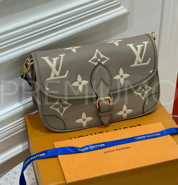 Louis Vuitton Diane сумка PR179401