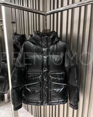 Prada пуховик PR549317
