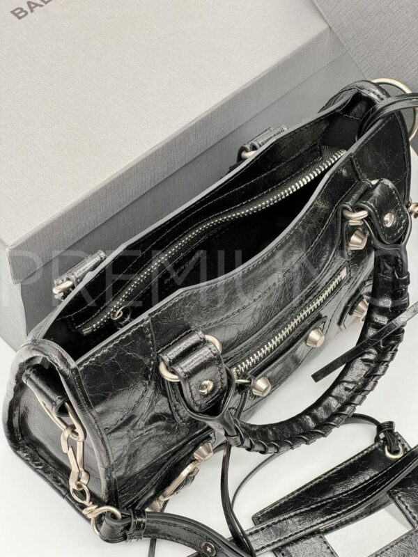 Balenciaga сумка PR843807 10