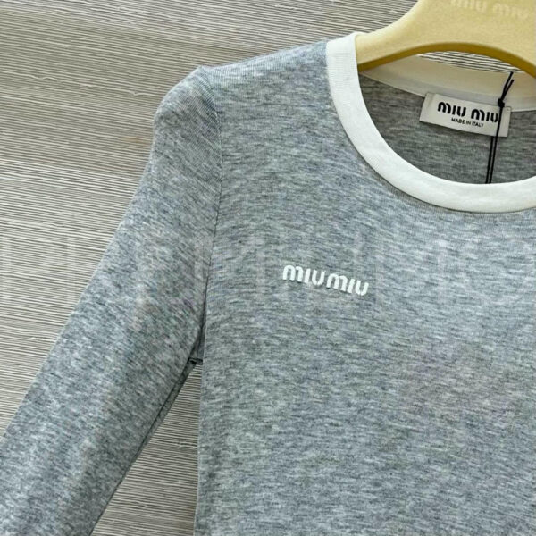 Miu miu лонгслив PR467319 3