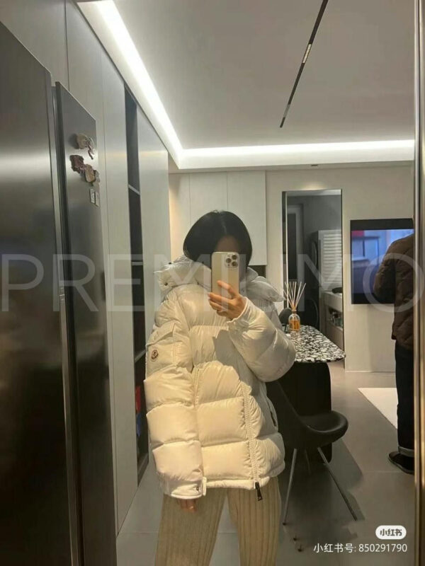 Moncler пуховик PR637108 9