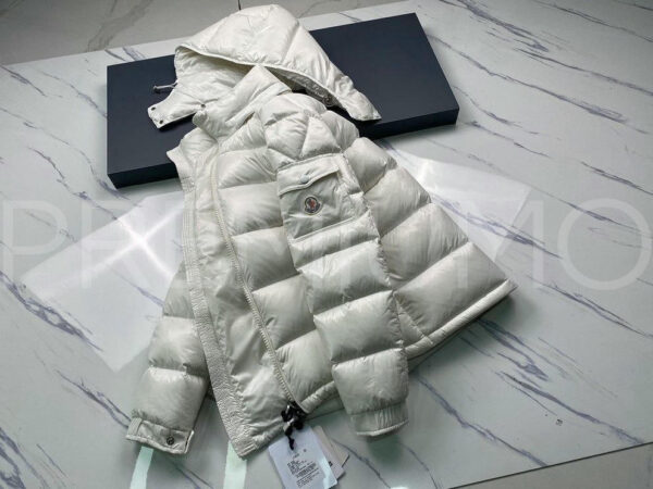 Moncler пуховик PR637108 5