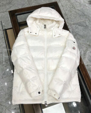 Moncler пуховик PR637108