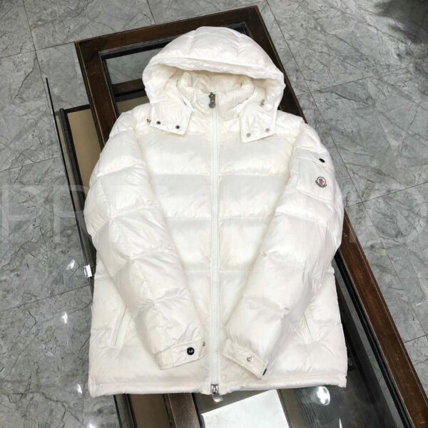 Moncler пуховик PR637108
