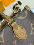 Louis Vuitton On The Go East West сумка PR626746 53
