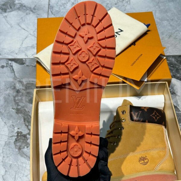 Louis Vuitton x Timberland ботинки PR397440 4