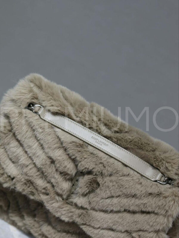 Yves Saint Laurent сумка PR847782 3
