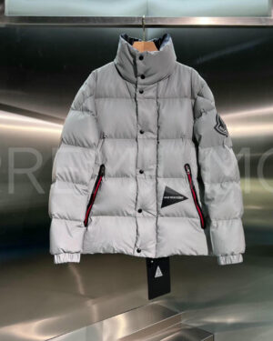 Moncler пуховик PR183702